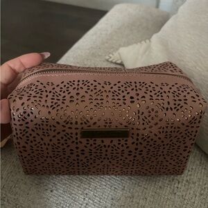 Elegant Pink Laser-Cut Women's cosmetic  Bag